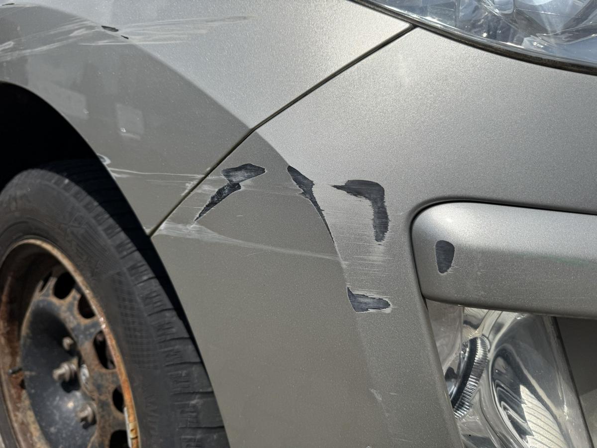 Peugeot 308 I original Stossf&auml;nger Sto&szlig;stange vorne mit Nebelscheinwerfer ETS Aschgrau Bj.2008
